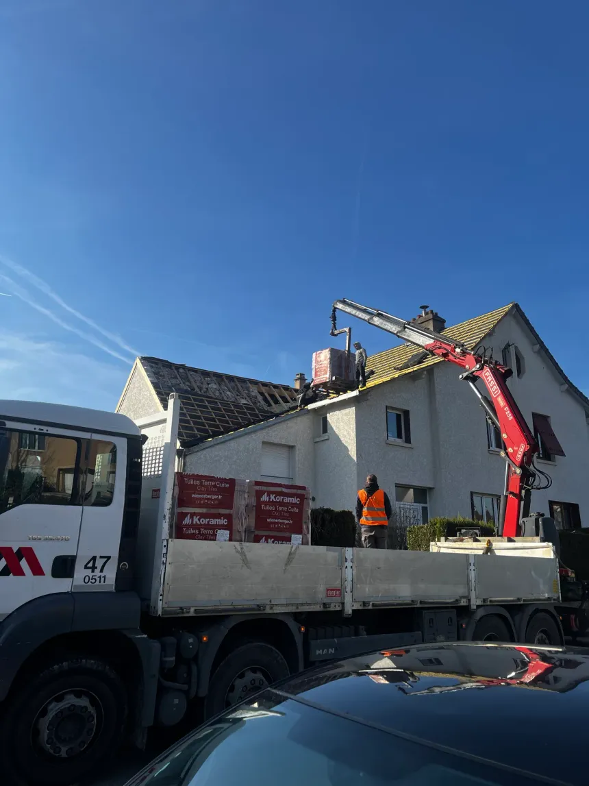 Rénovation de toiture par un couvreur à Montivilliers (76)